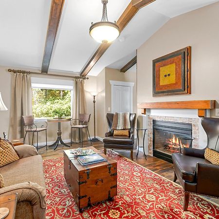 Bed & Breakfast On Tiffany Hill Mills River Exteriér fotografie